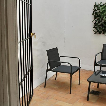 Wish Suite Plaza Nueva Севиля Екстериор снимка