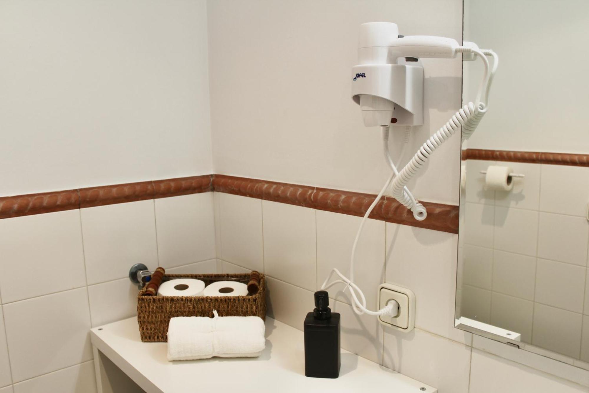 Wish Suite Plaza Nueva Севиля Екстериор снимка