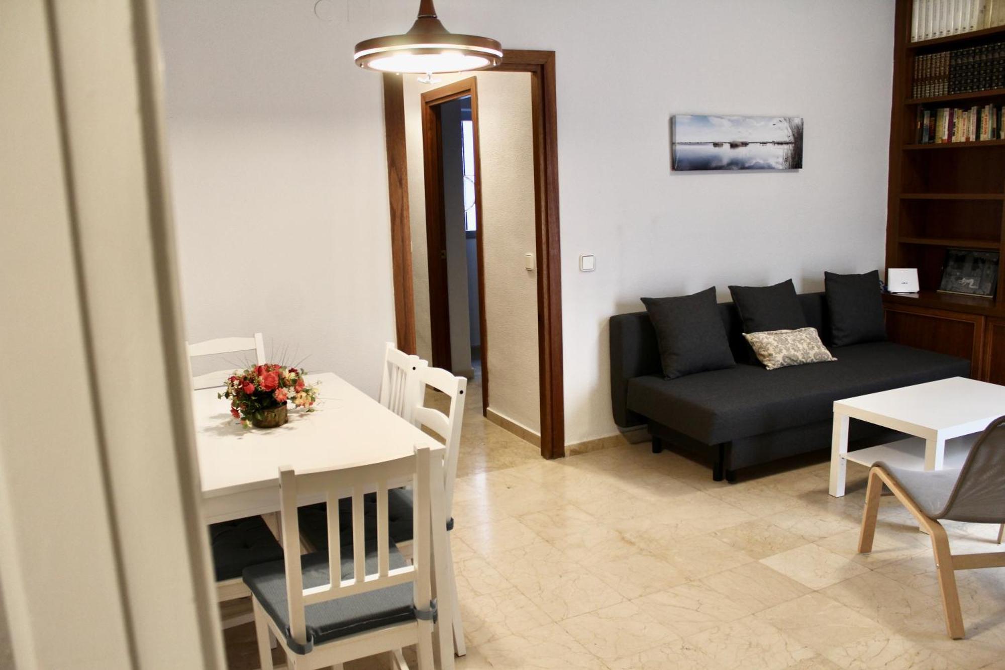 Wish Suite Plaza Nueva Севиля Екстериор снимка